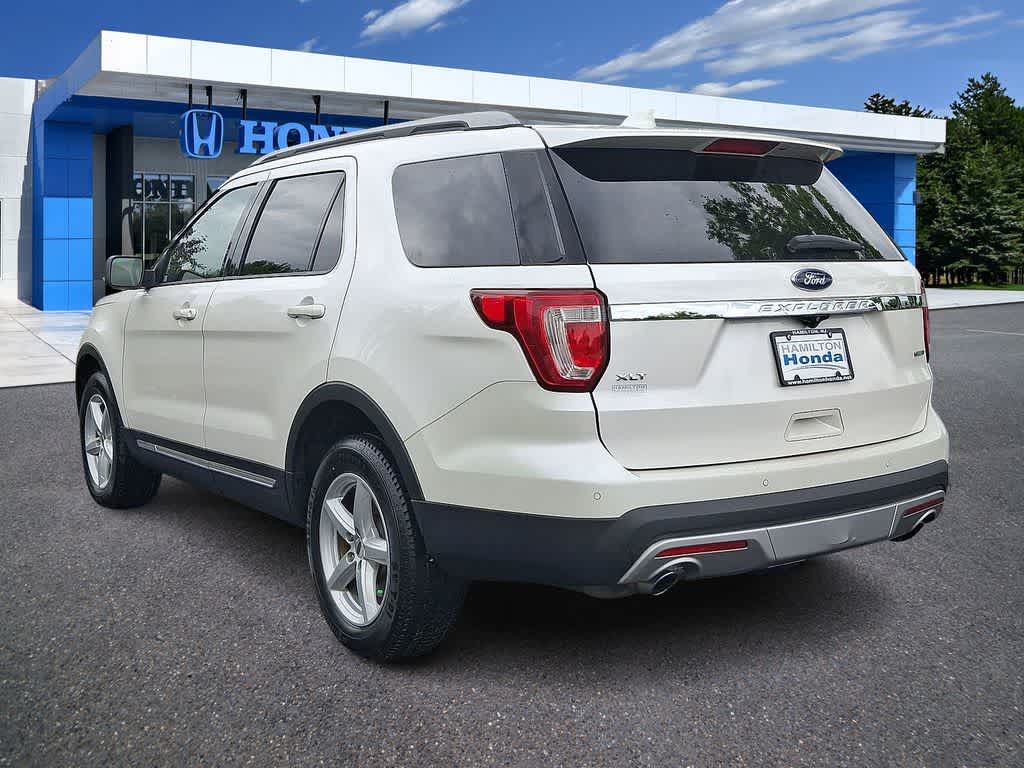 Thumbnail: 2017 Ford Explorer - 22