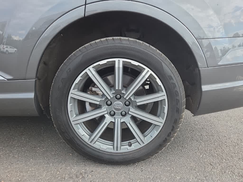 Thumbnail: 2019 Audi Q7 - 9