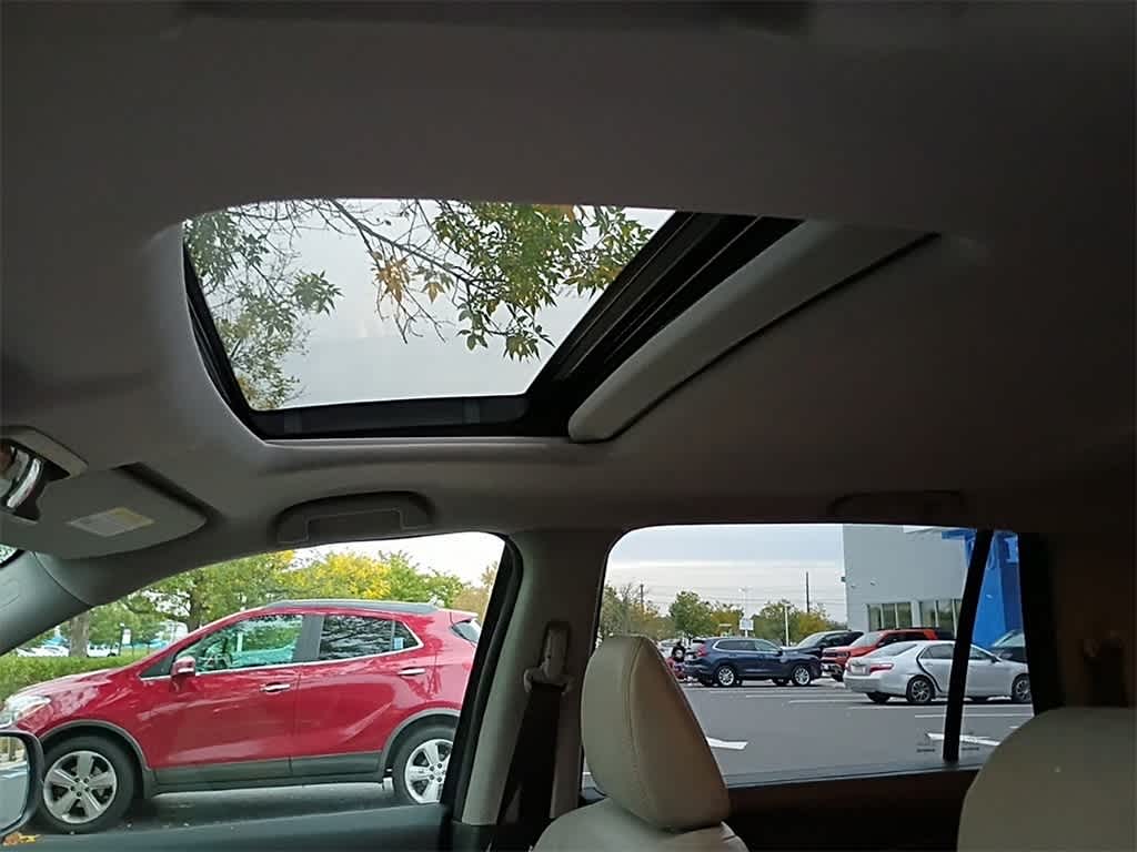 Thumbnail: 2016 Honda Pilot - 9