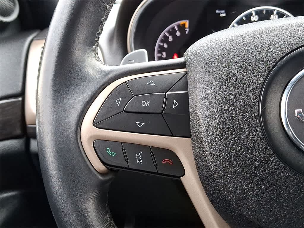 Thumbnail: 2015 Jeep Grand Cherokee - 17