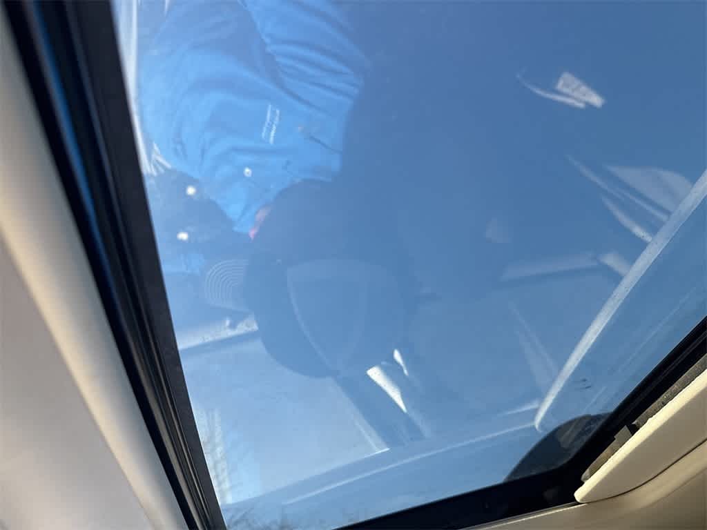 Thumbnail: 2010 Ford Escape - 19