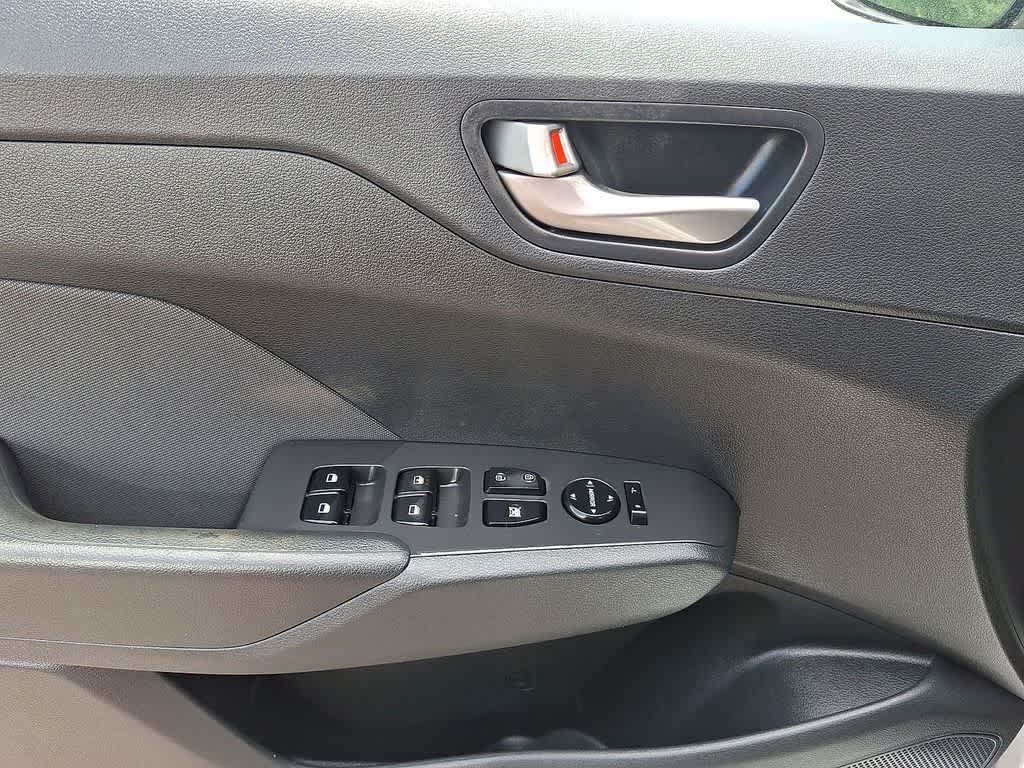 Thumbnail: 2019 Hyundai Accent - 10