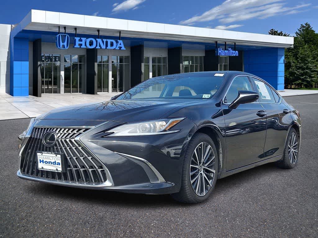 Thumbnail: 2023 Lexus ES - 1