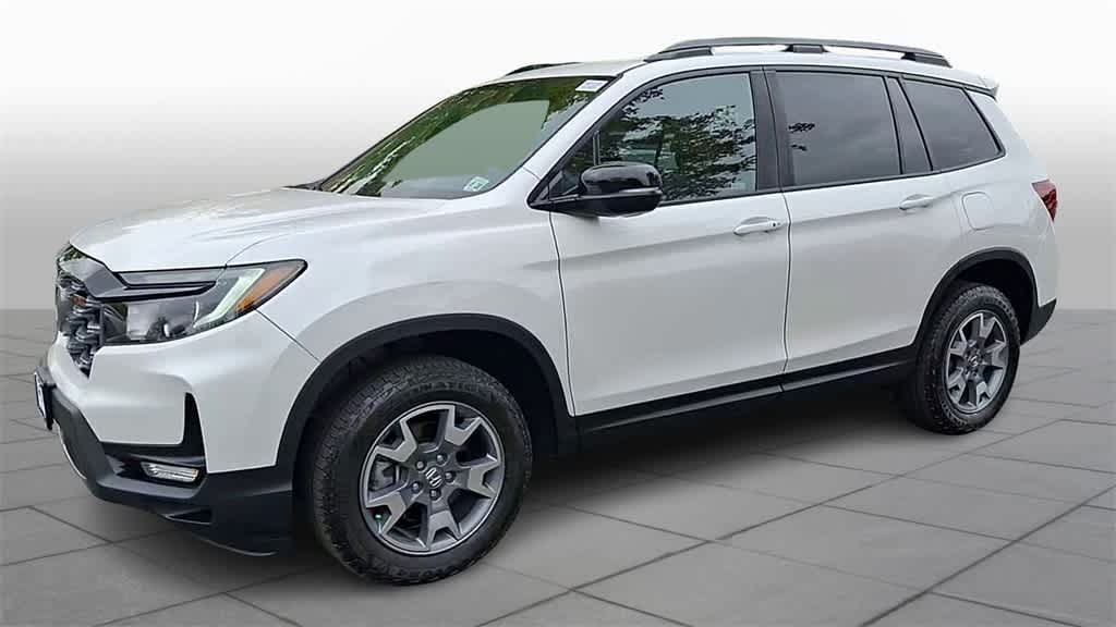 Thumbnail: 2023 Honda Passport - 4