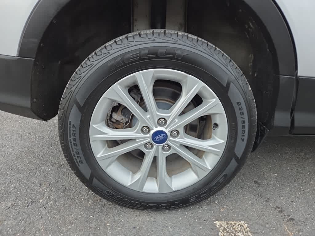 Thumbnail: 2017 Ford Escape - 12