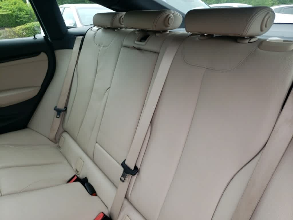 Thumbnail: 2015 BMW 3 Series - 14