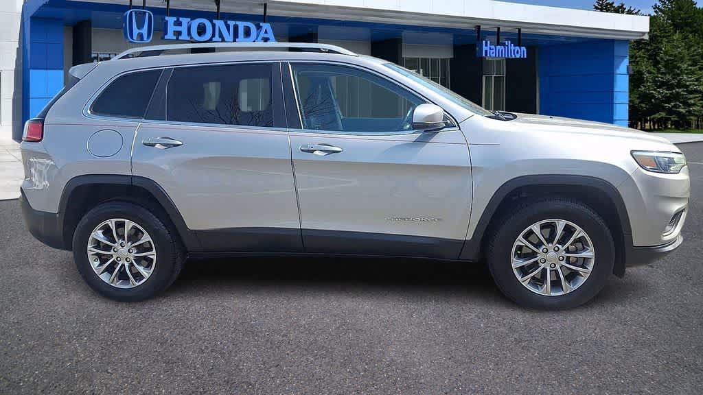 Thumbnail: 2020 Jeep Cherokee - 9
