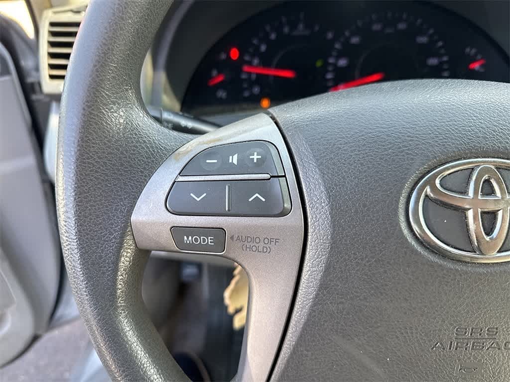 Thumbnail: 2010 Toyota Camry - 10