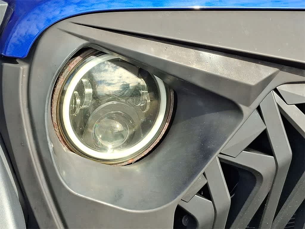 Thumbnail: 2018 Jeep Wrangler - 24