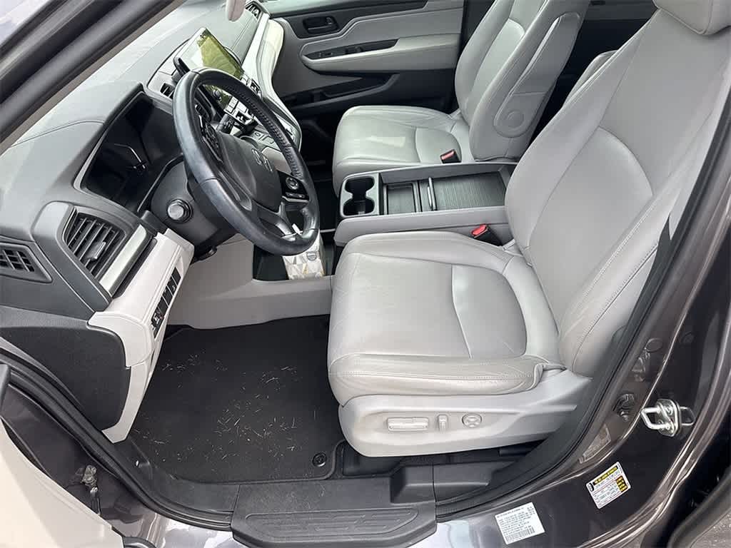 Thumbnail: 2019 Honda Odyssey - 8