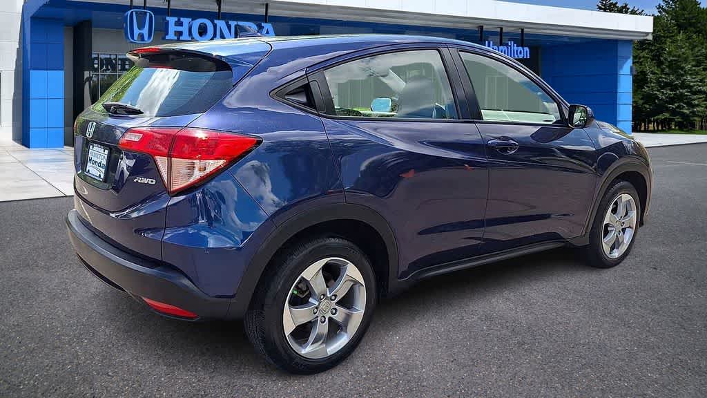 Thumbnail: 2017 Honda HR-V - 8