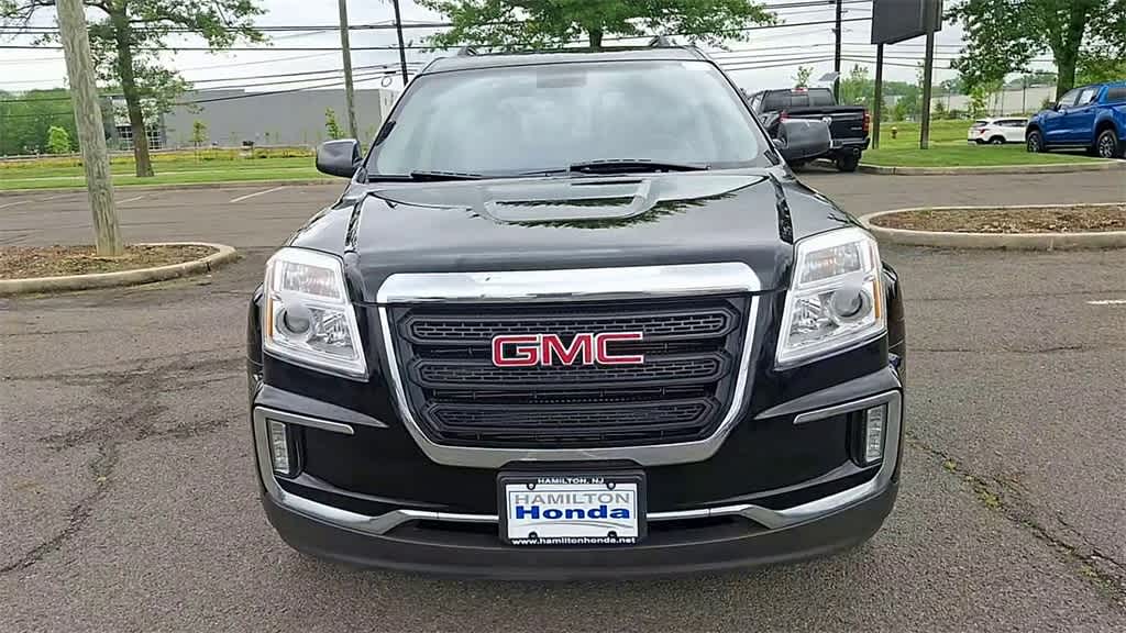 Thumbnail: 2017 GMC Terrain - 3