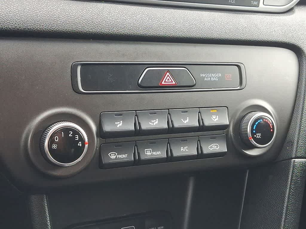 Thumbnail: 2017 Kia Sportage - 19