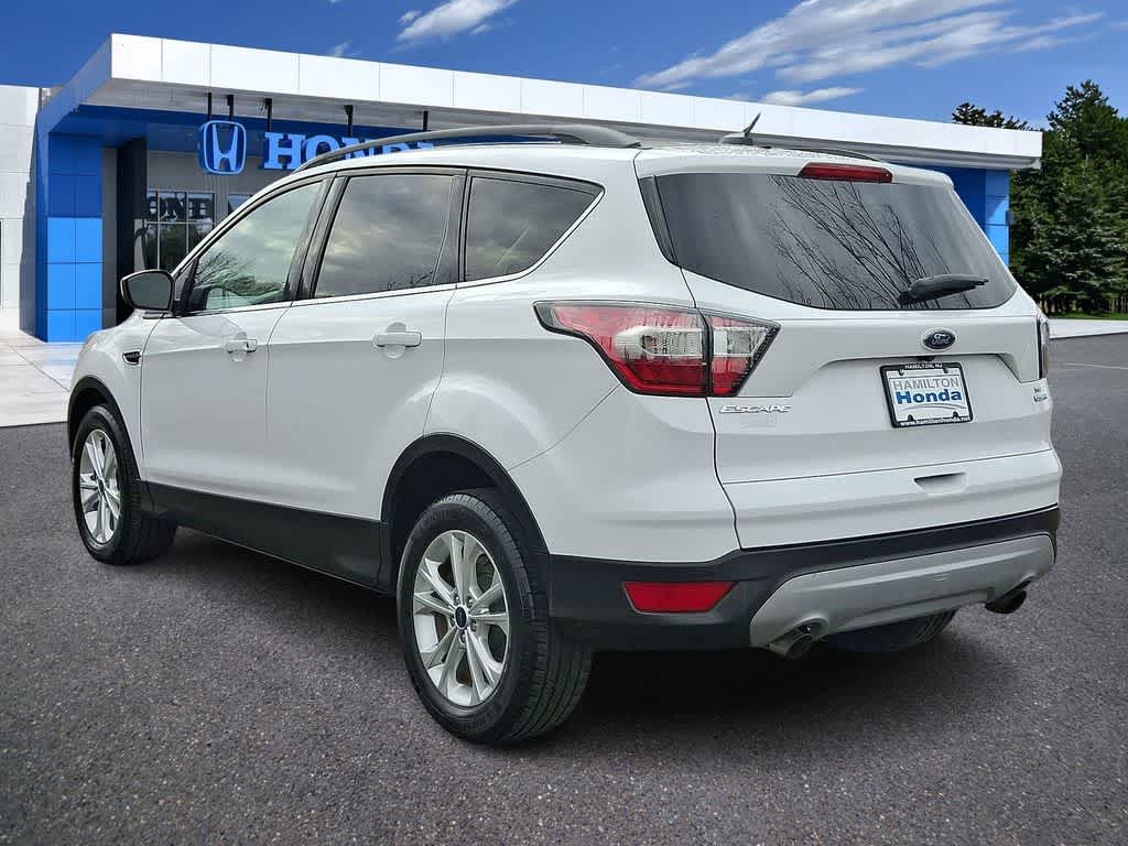 Thumbnail: 2017 Ford Escape - 22