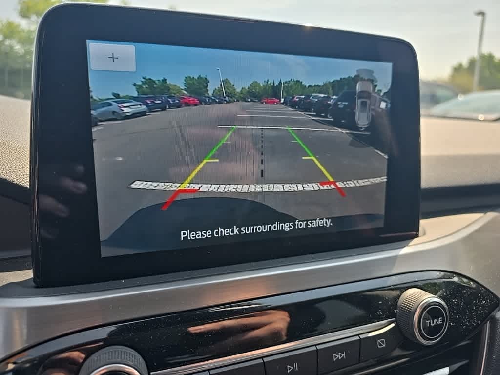 2021 Ford Escape Titanium Hybrid 22
