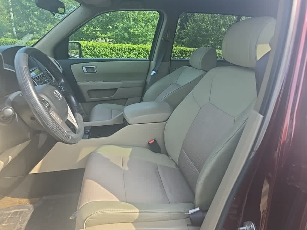 Thumbnail: 2013 Honda Pilot - 10