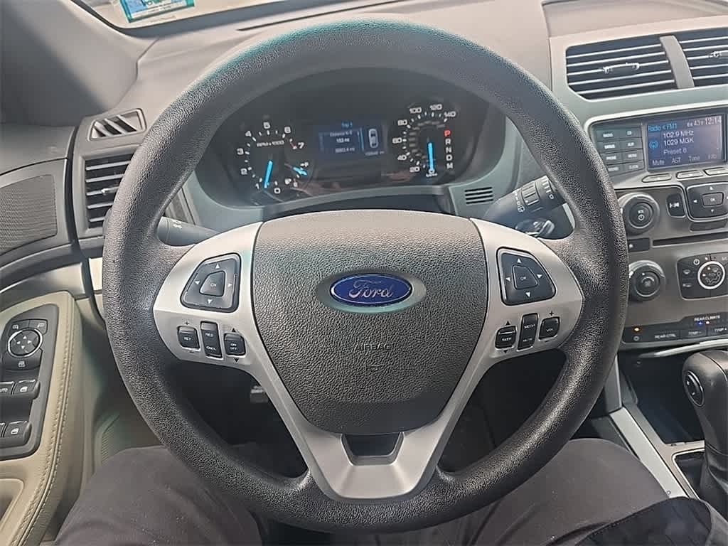 Thumbnail: 2014 Ford Explorer - 16