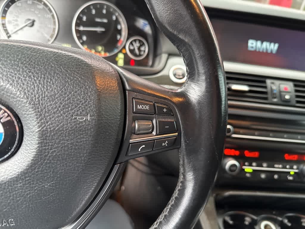 2011 BMW 5 Series 535i xDrive 10