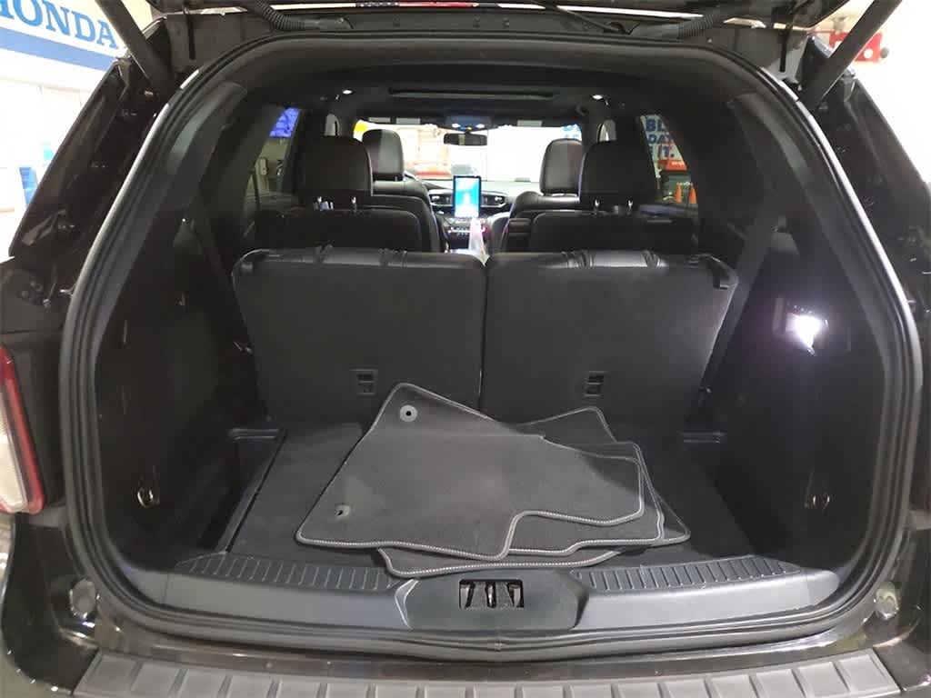 Thumbnail: 2020 Ford Explorer - 10