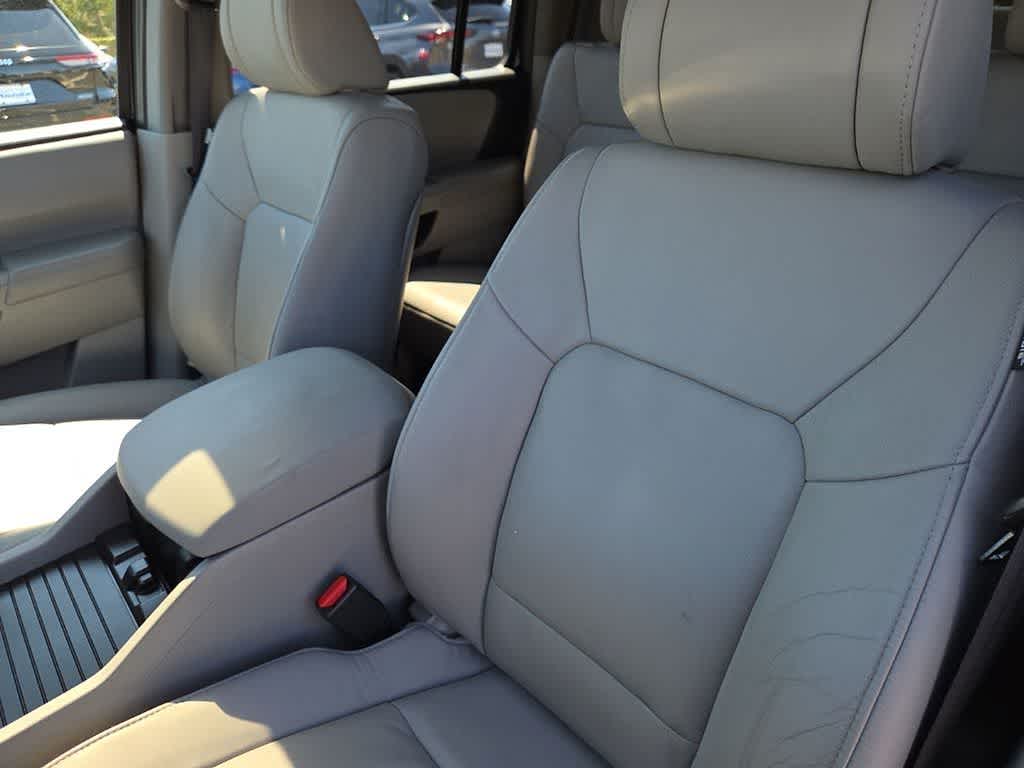 Thumbnail: 2015 Honda Pilot - 16