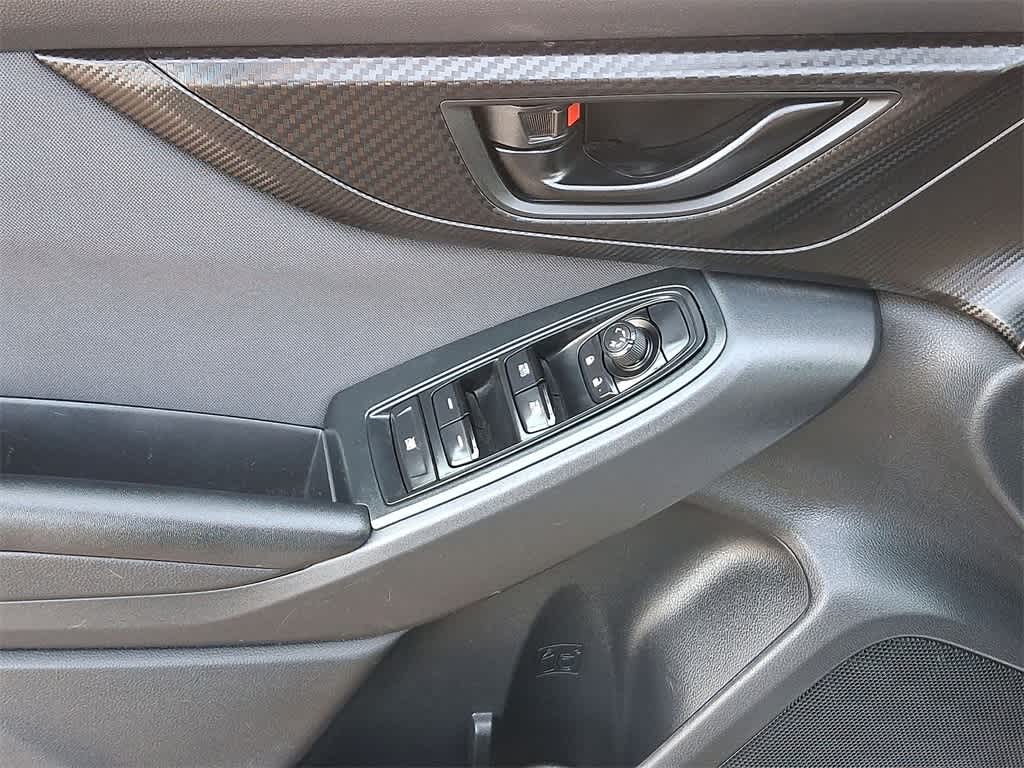 Thumbnail: 2019 Subaru Crosstrek - 10