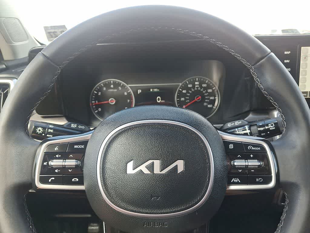 Thumbnail: 2023 Kia Sorento - 15