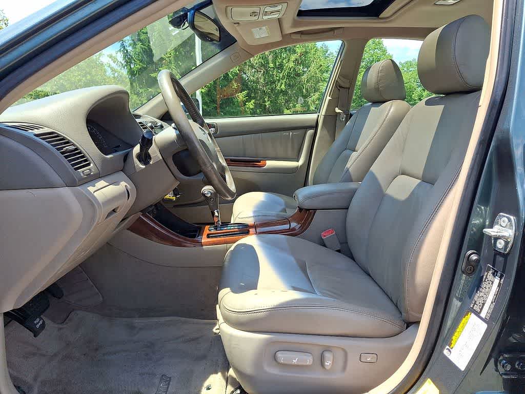 Thumbnail: 2004 Toyota Camry - 11