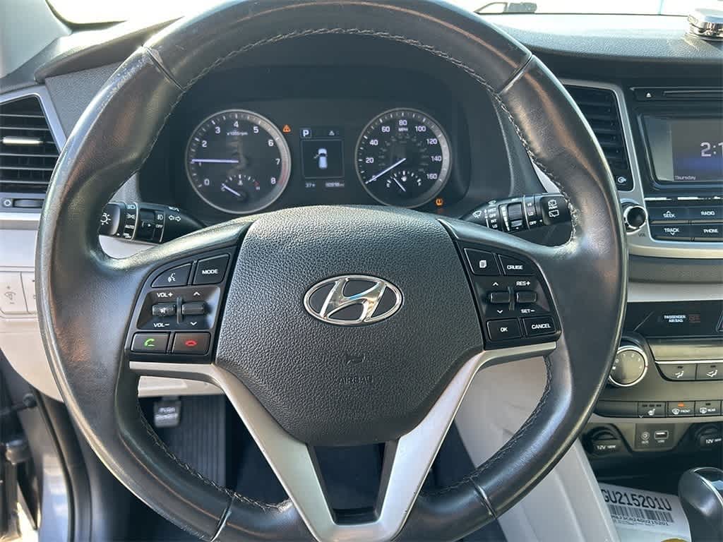 Thumbnail: 2016 Hyundai Tucson - 16