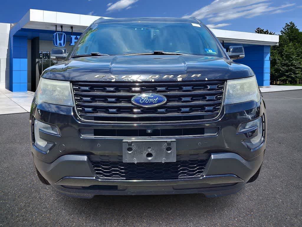 Thumbnail: 2016 Ford Explorer - 20