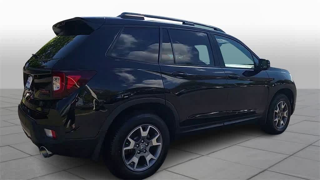 Thumbnail: 2022 Honda Passport - 8