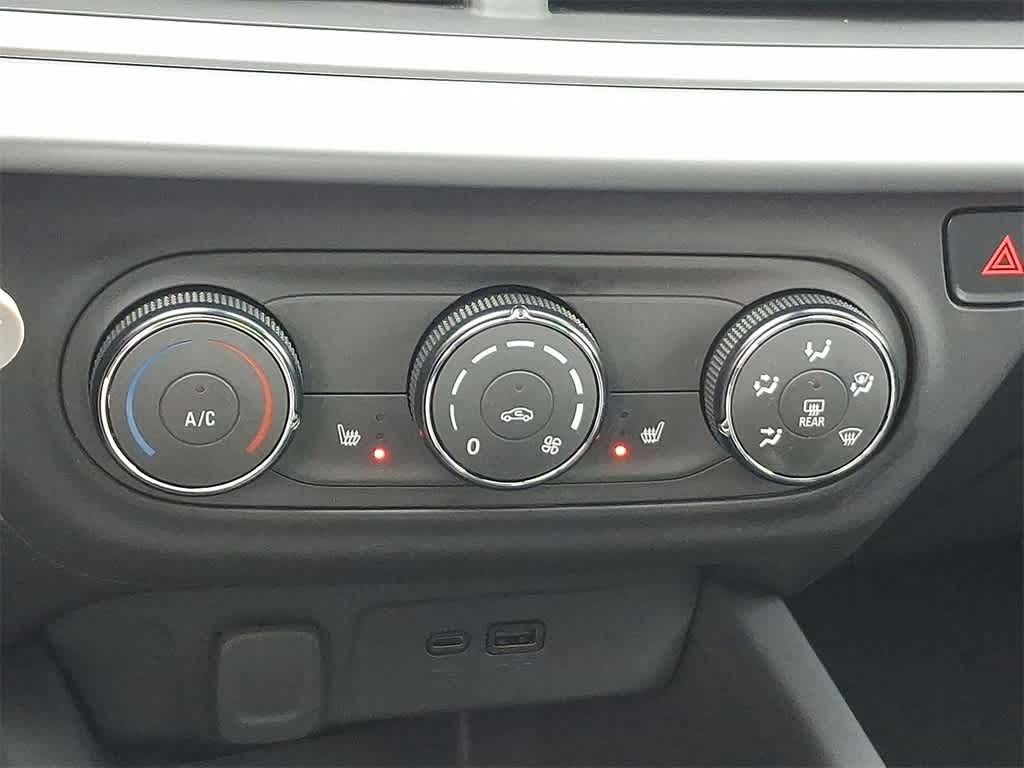 Thumbnail: 2024 Chevrolet Trax - 19