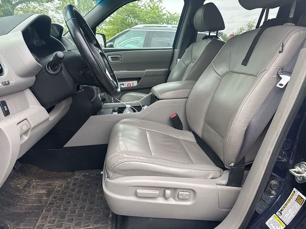 Thumbnail: 2015 Honda Pilot - 10