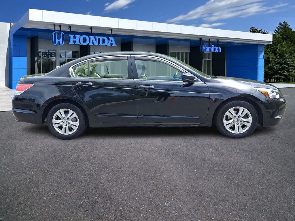Thumbnail: 2010 Honda Accord - 25