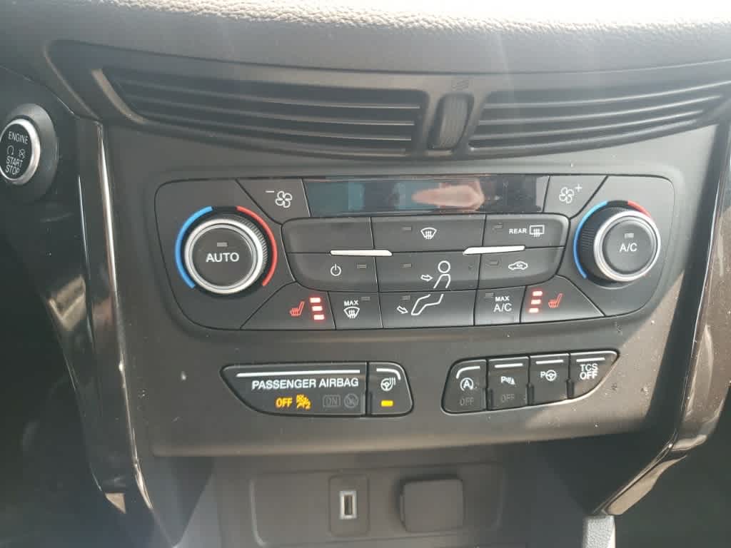 2019 Ford Escape Titanium 22