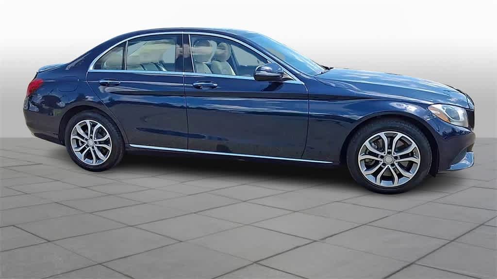 Thumbnail: 2016 Mercedes-Benz C-Class - 9