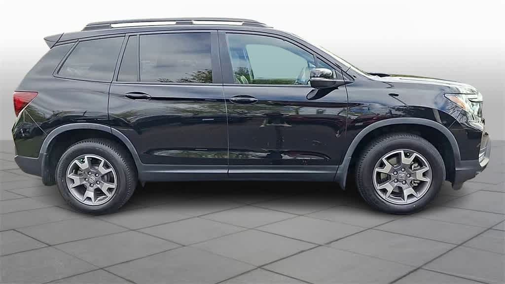 Thumbnail: 2022 Honda Passport - 9