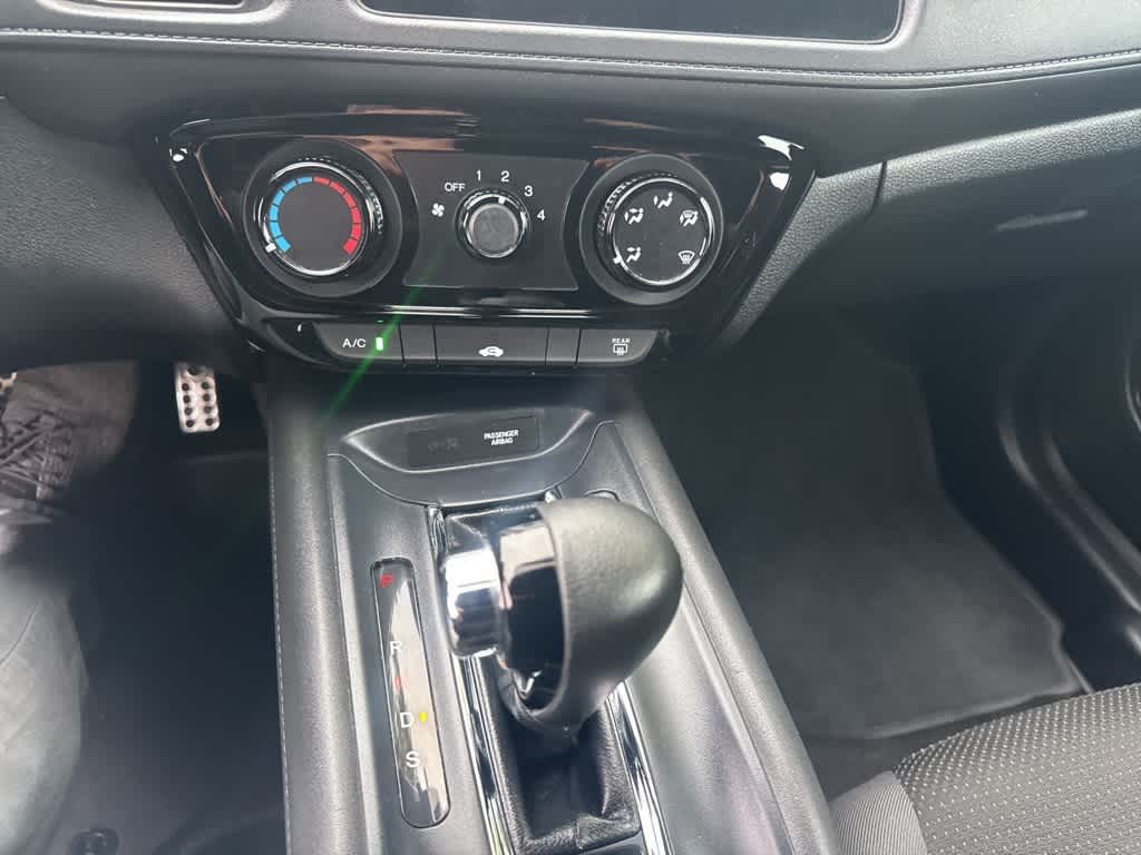 2019 Honda HR-V Sport 18
