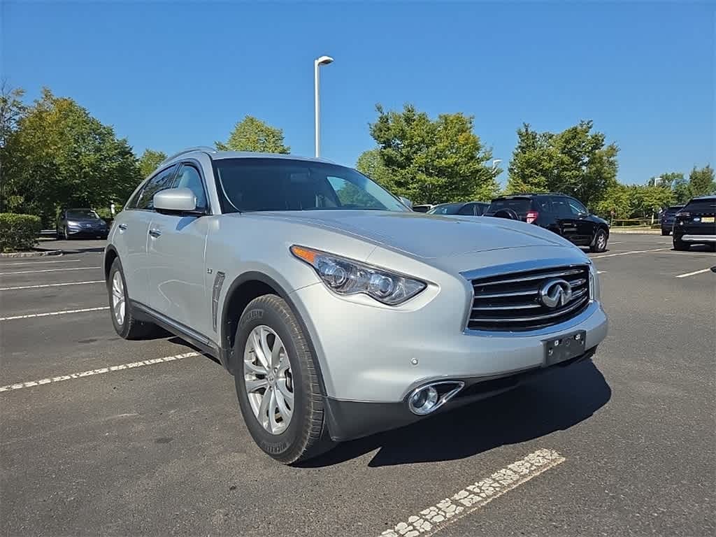 Thumbnail: 2014 INFINITI QX70 - 3