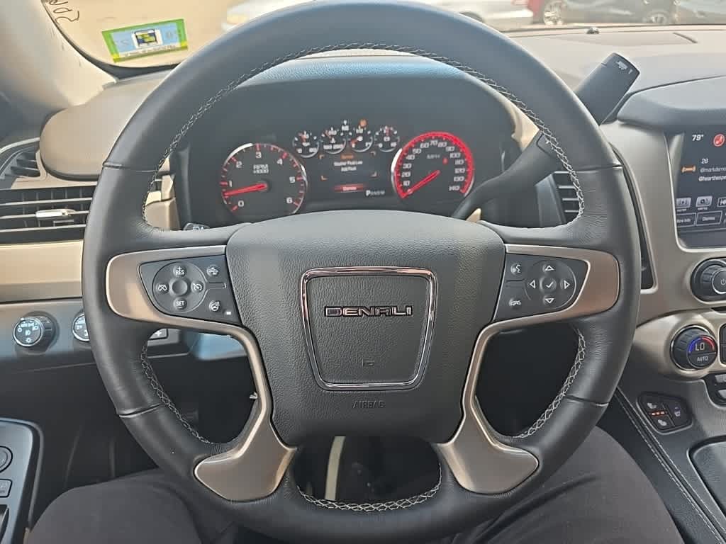 2016 GMC Yukon Denali 19