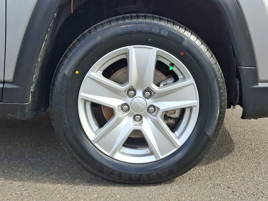 Thumbnail: 2022 Jeep Compass - 26