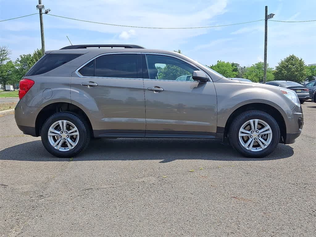 Thumbnail: 2010 Chevrolet Equinox - 24