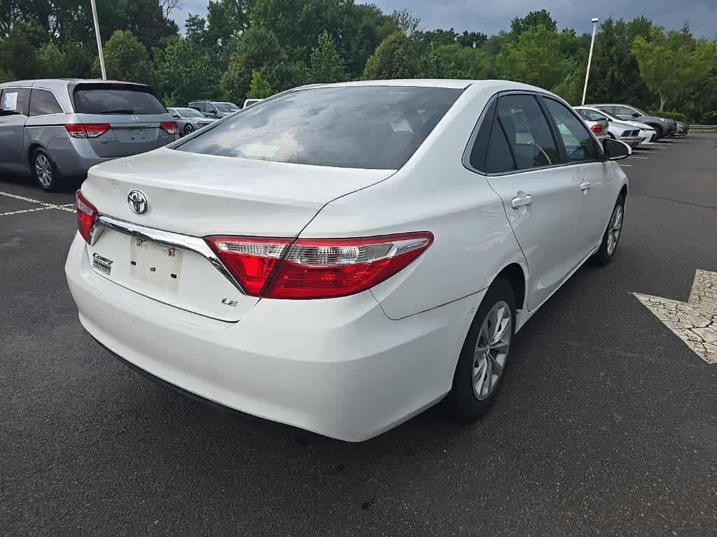 Thumbnail: 2015 Toyota Camry - 4