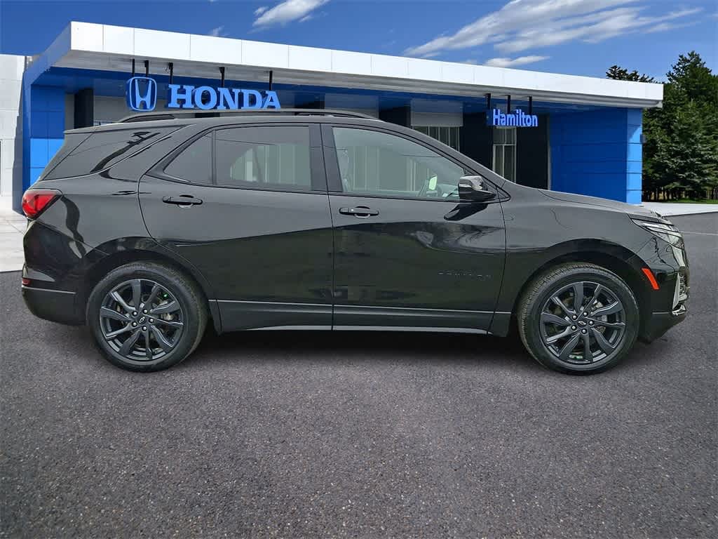 Thumbnail: 2022 Chevrolet Equinox - 21