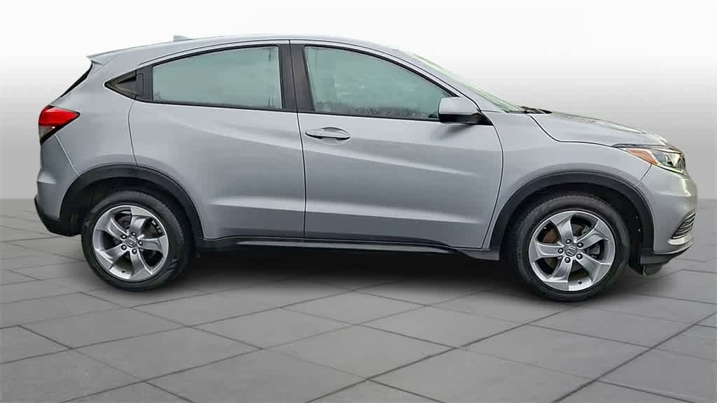 Thumbnail: 2019 Honda HR-V - 9