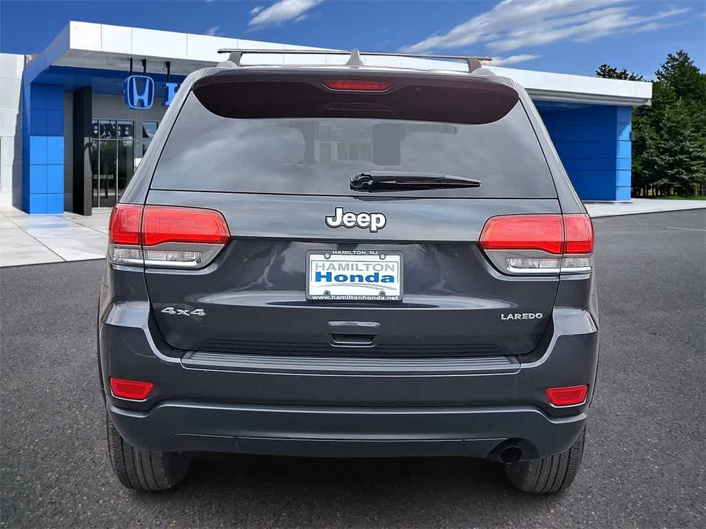 Thumbnail: 2015 Jeep Grand Cherokee - 23