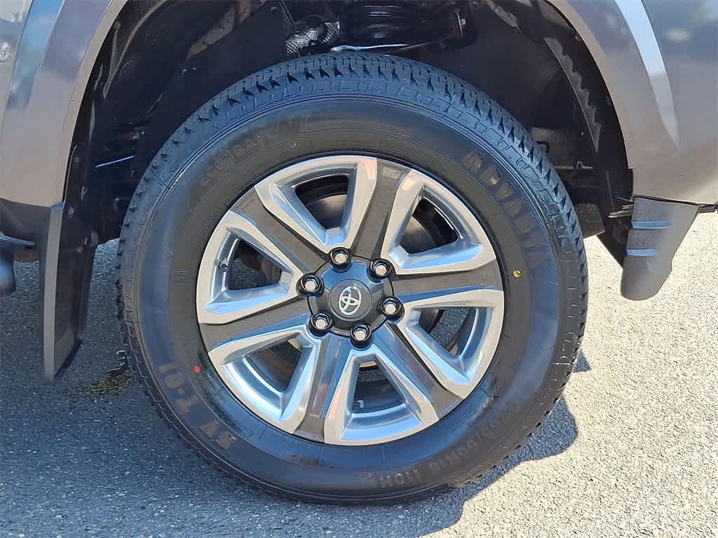 Thumbnail: 2019 Toyota Tacoma - 26
