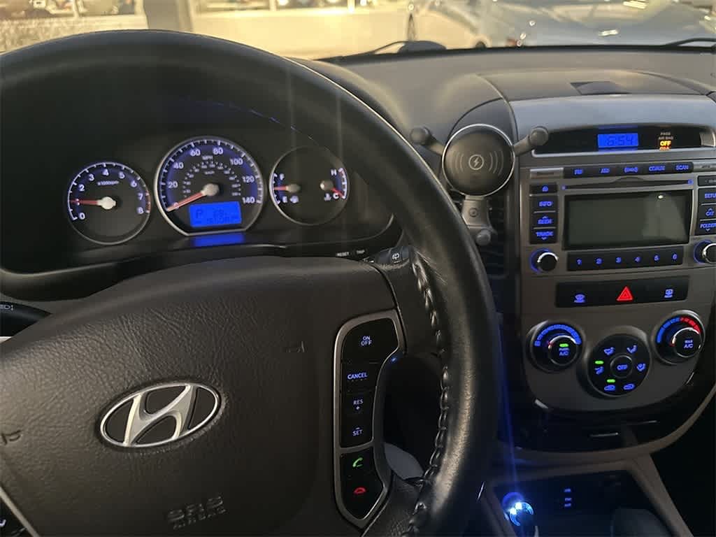 Thumbnail: 2012 Hyundai Santa Fe - 10