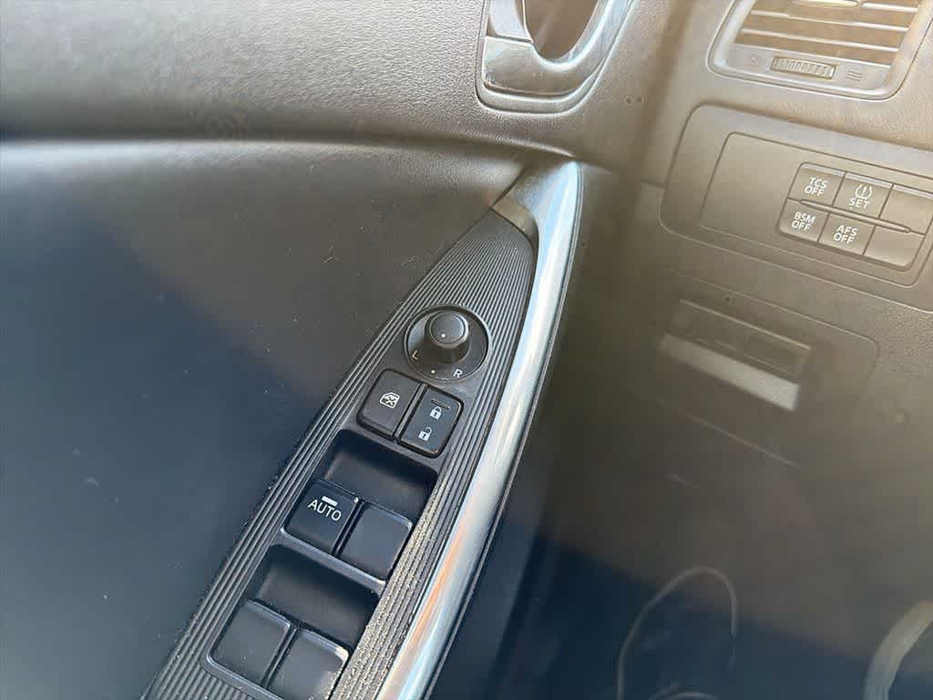 Thumbnail: 2015 Mazda CX-5 - 24