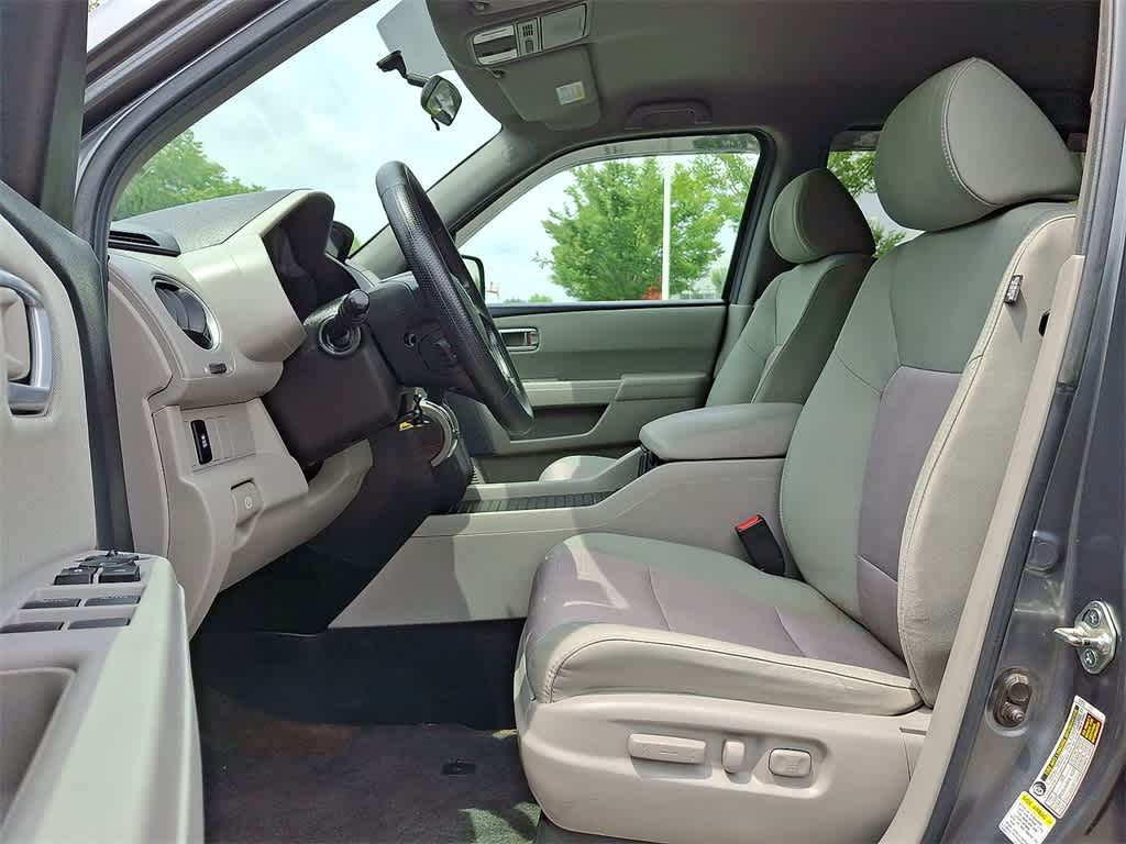 Thumbnail: 2013 Honda Pilot - 11