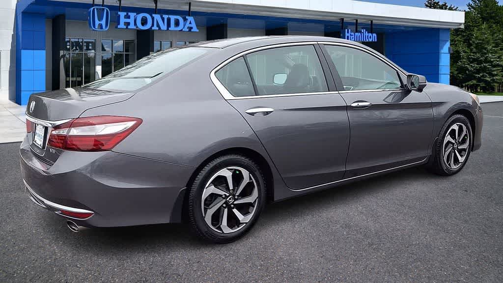 Thumbnail: 2017 Honda Accord - 8